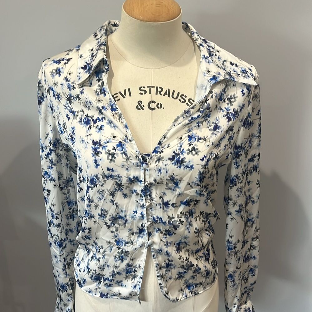 Zara Floral‎ Button-Up Blouse - Picture 4 of 5